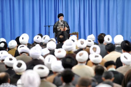 راهپیمایی عظیم اربعین ترکیب «ایمان و عشق» و از شعائر الهی است