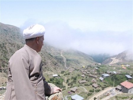 می گفتند هاشمی وسط کوه کلاردشت برج ساخته و کشتی چند ده میلیاردی دارد!